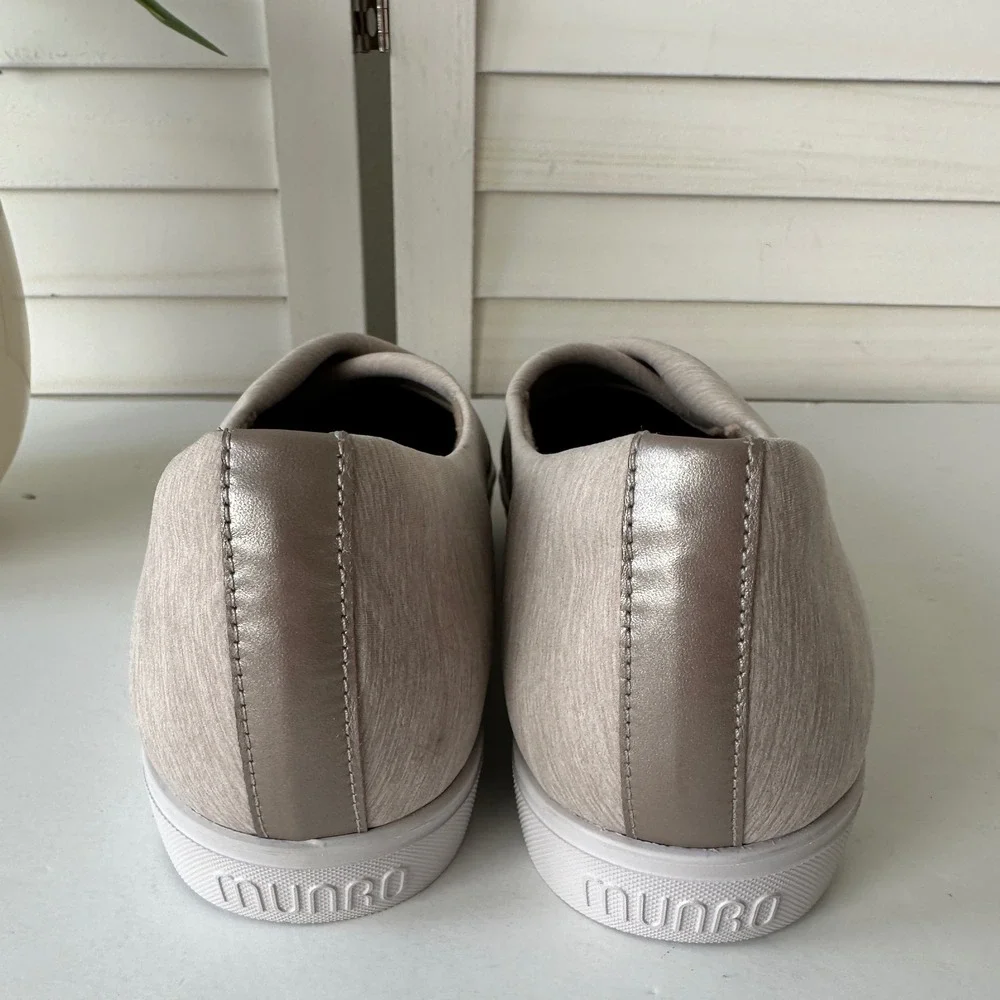 Munro american plum